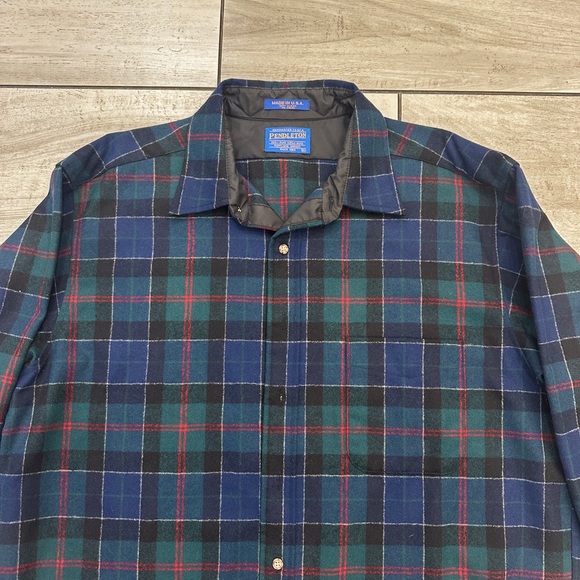 Vintage Pendleton Plaid Flannel Shirt wool size XL made in USA - Picture 2 of 9